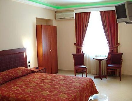 Brazil Hotel Athens Luaran gambar