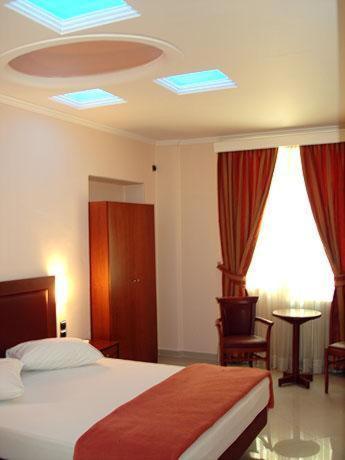 Brazil Hotel Athens Luaran gambar